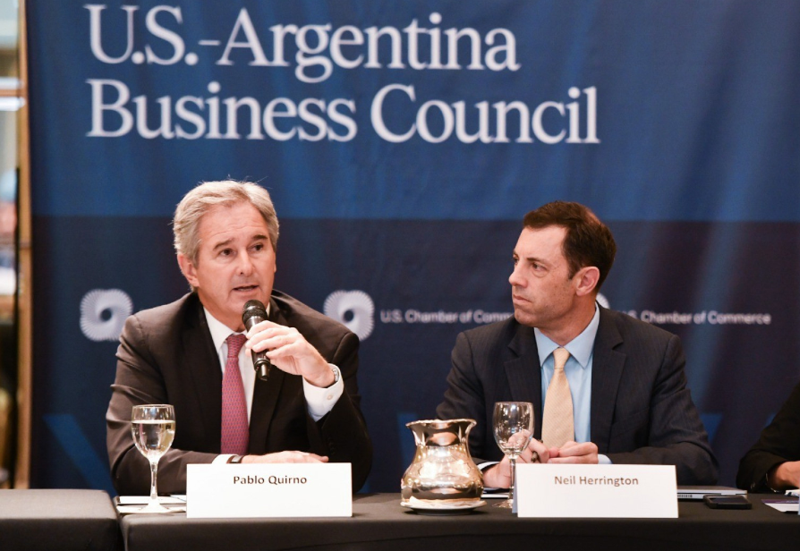 Quirno expuso las bondades del RIGI en un acto organizado por la Cámara de Comercio de los Estados Unidos