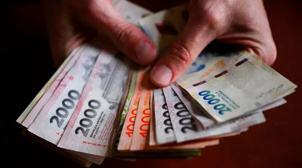 Salarios en julio subieron 2,5% en promedio