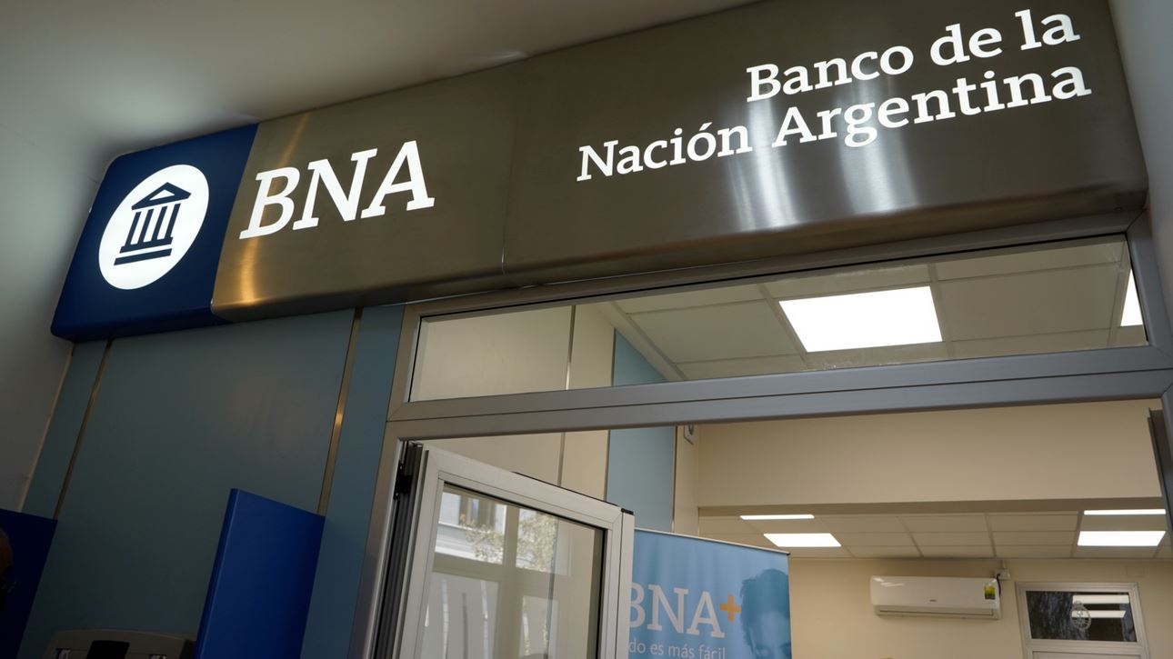 La agencia FIX subió la calificación del Banco Nación a “AAA”