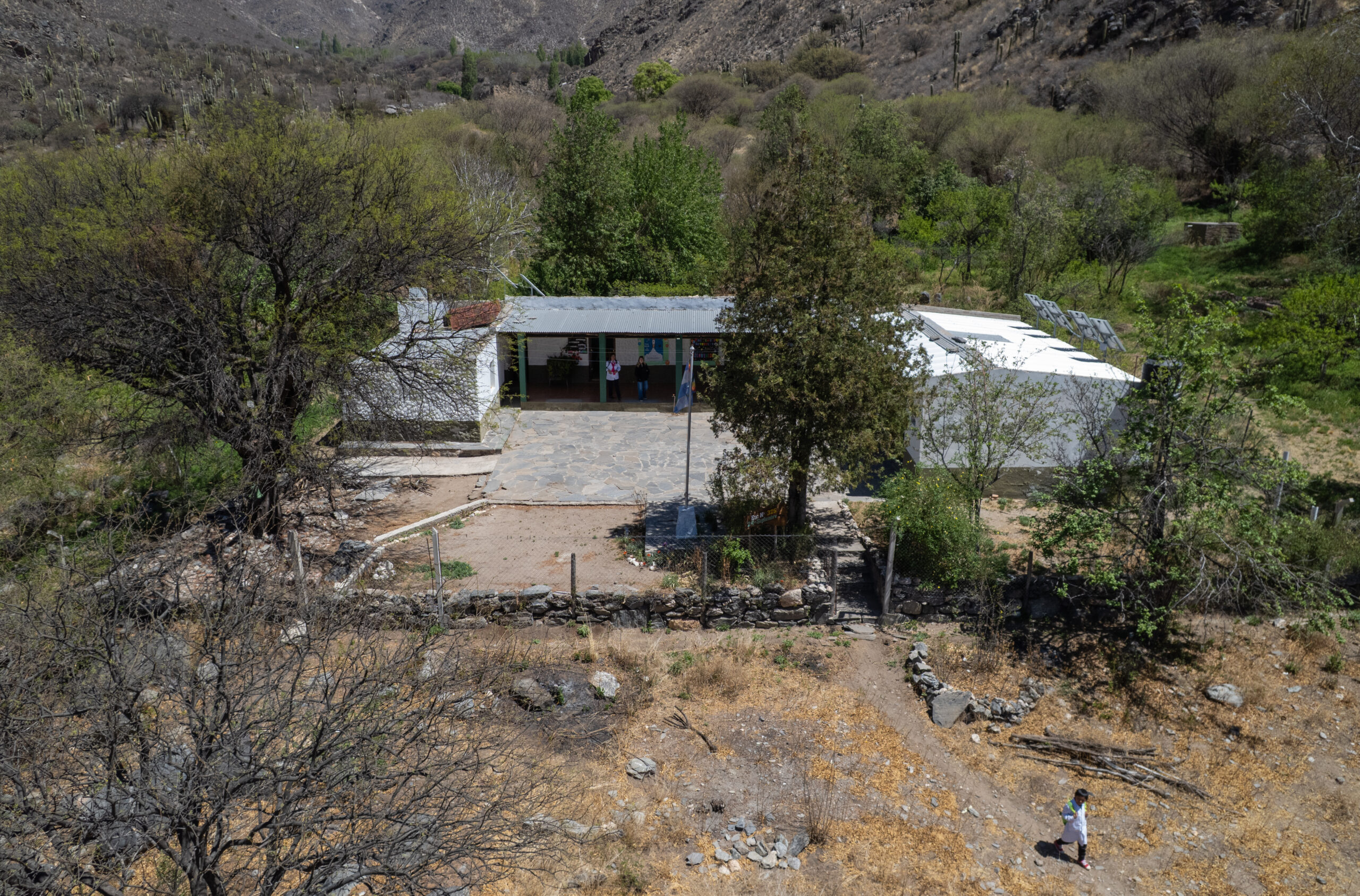 Santander y Fundación Ruta 40 conectan escuelas rurales