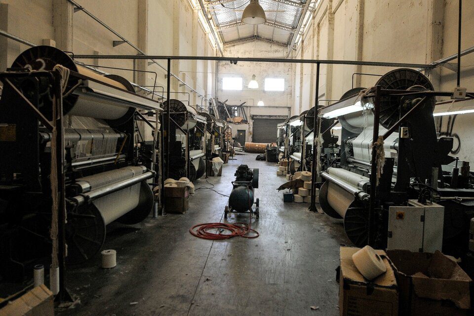 En 21 meses de Milei, se perdieron 276.624 empleos y 19.164 empresas