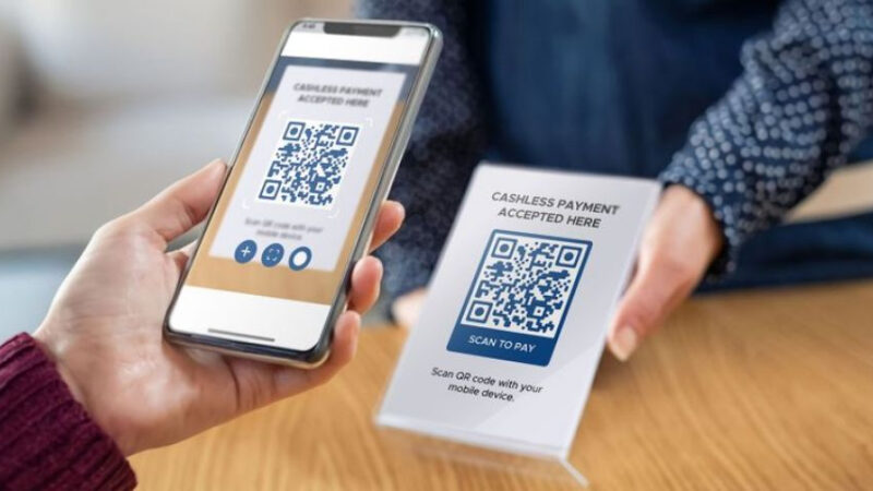 En octubre las transferencias y el QR