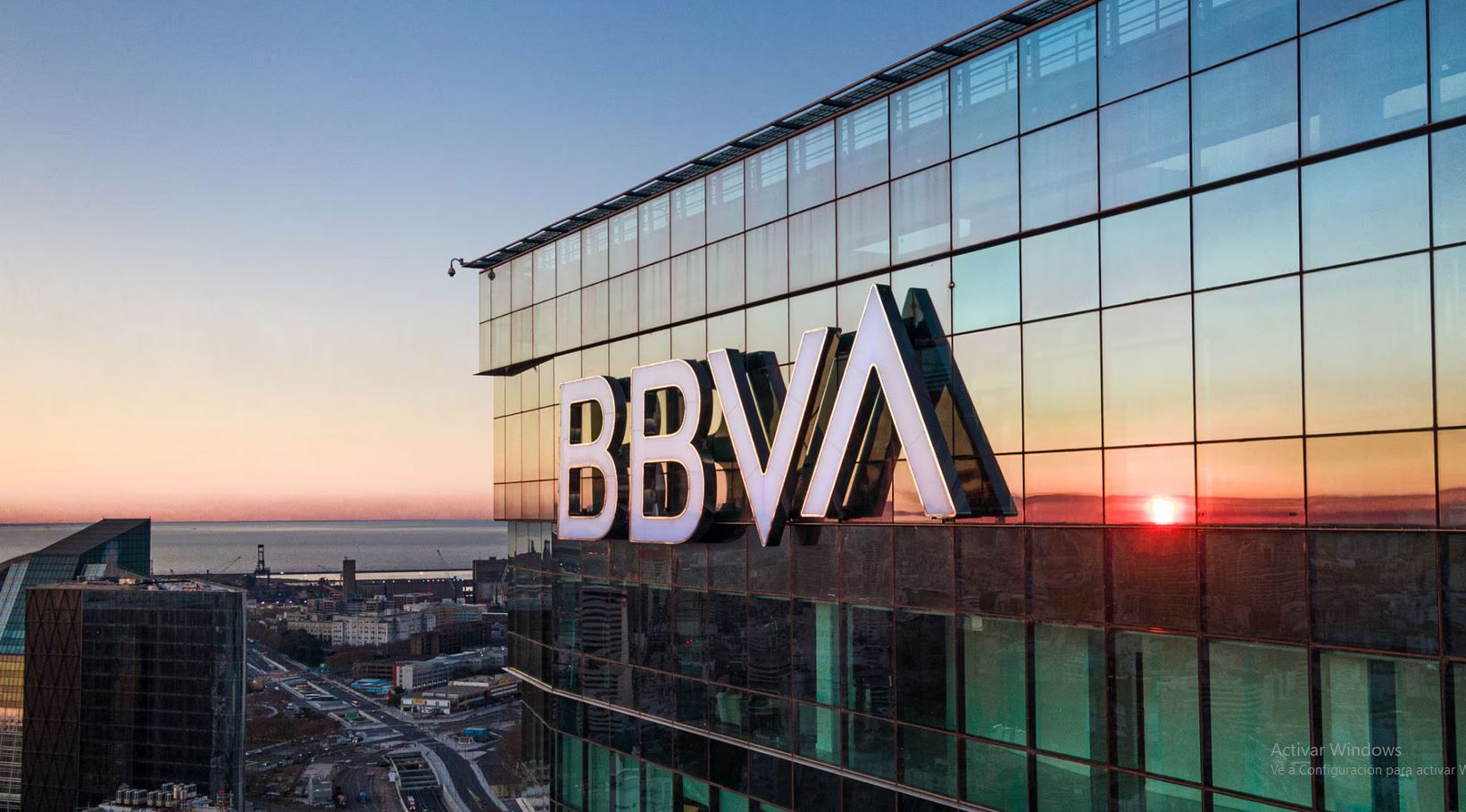 Global Finance eligió a BBVA mejor banco de comercio exterior en Argentina