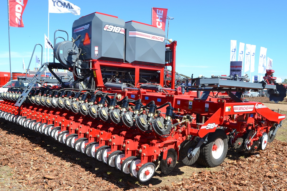 Apache lideró las exportaciones de sembradoras en 2025