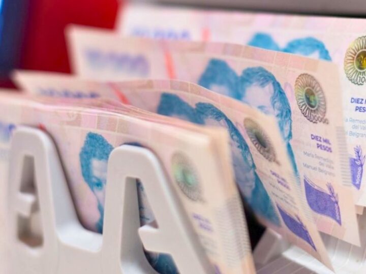 Las sociedades gerentes de FCI apuestan al carry en pesos